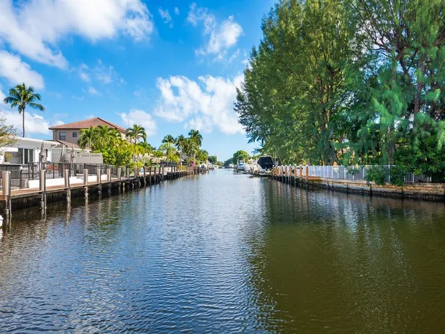 $179,500 | 2591 Northeast 55th Court, Unit 102, Fort Lauderdale, FL 33308