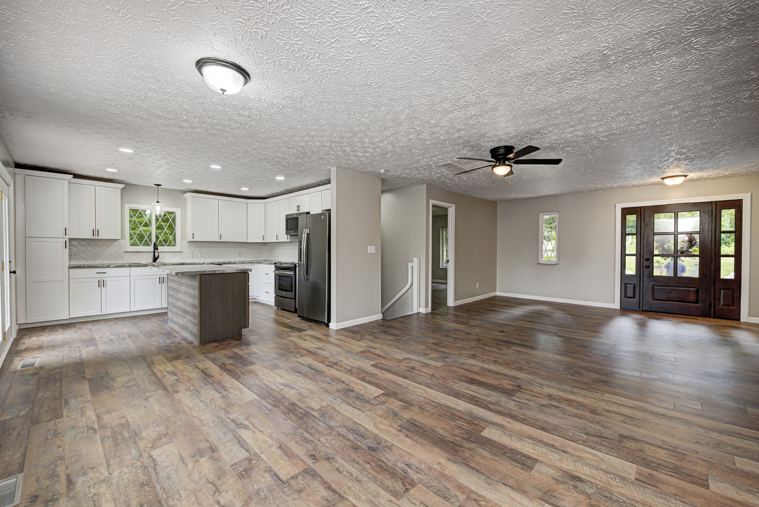 12286 Bray Road Mooresville, IN 46158 - Photo 7 of 63 Gallery Image 7