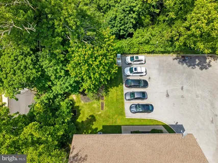 $330,000 | 14 Hillview Circle, Lansdowne, PA 19050