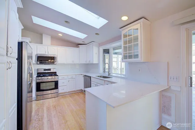 $996,000 | 13902 Beverly Park Road, Lynnwood, WA 98087