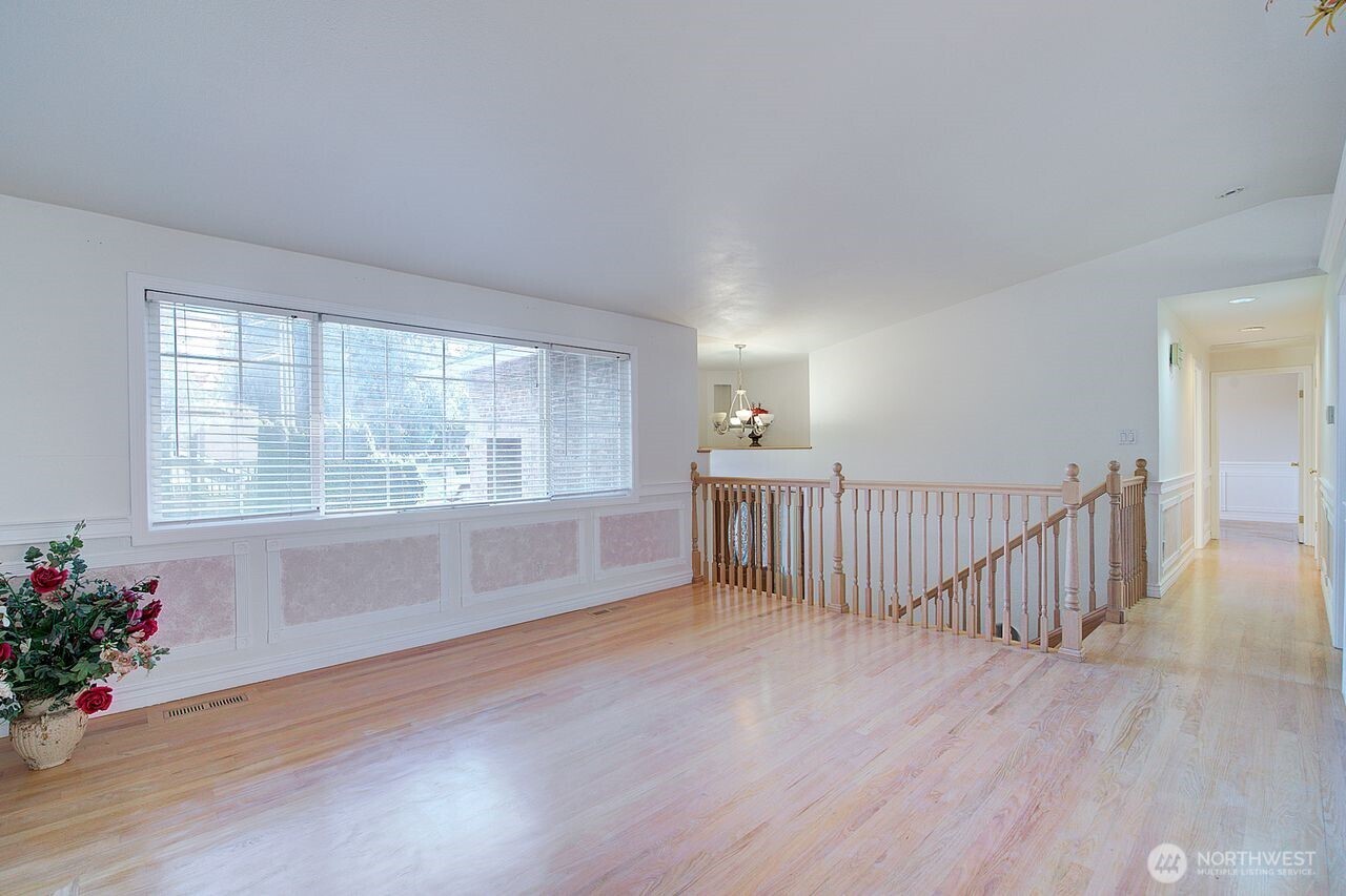 13902 Beverly Park Road Lynnwood, WA 98087 - Photo 16 of 39