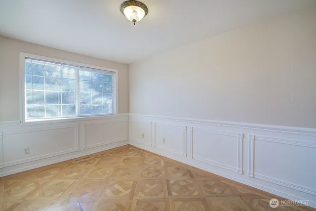 $996,000 | 13902 Beverly Park Road, Lynnwood, WA 98087