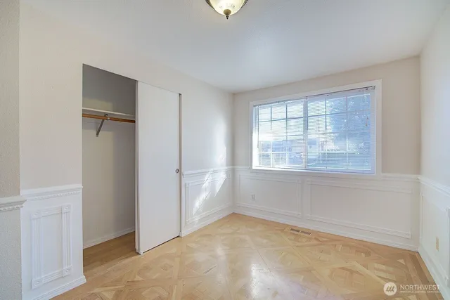 $996,000 | 13902 Beverly Park Road, Lynnwood, WA 98087