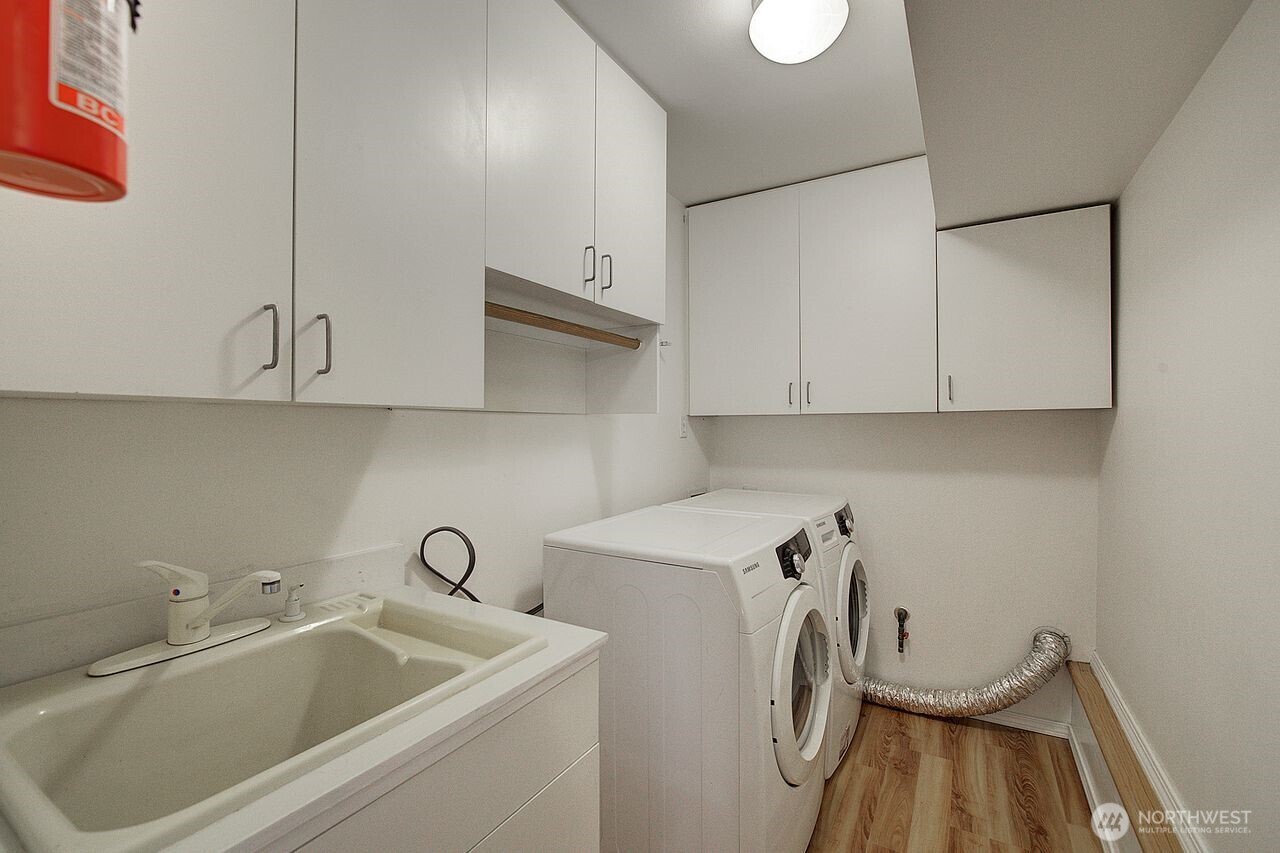 13902 Beverly Park Road Lynnwood, WA 98087 - Photo 38 of 39