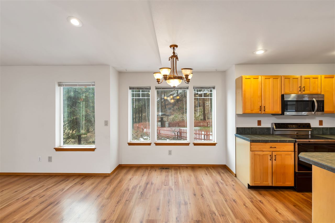 15208 West Coulee Hite Road Spokane, WA 99224 - Photo 3 of 15 Gallery Image 3