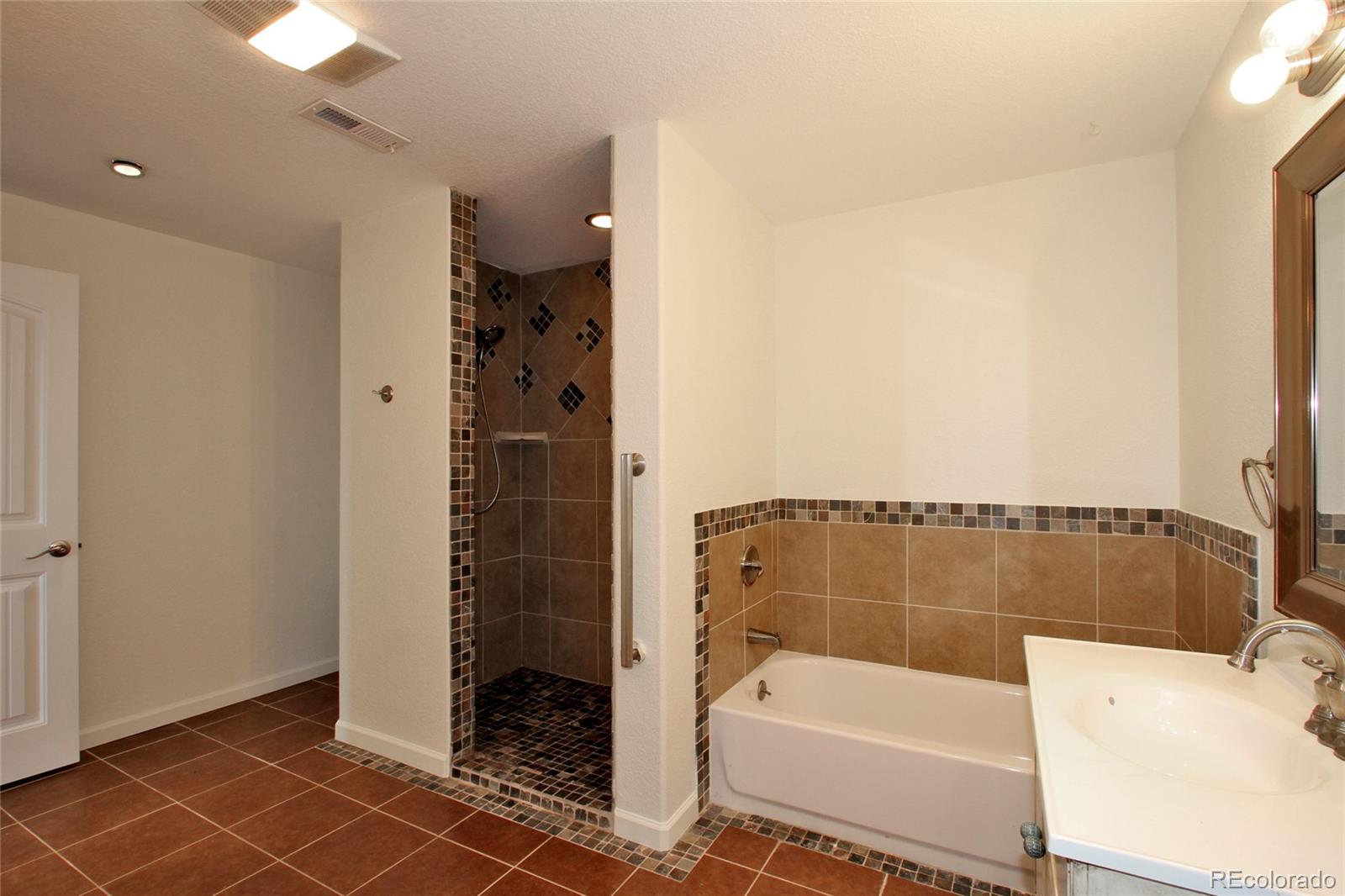 42934 Pearson Ranch Loop Parker, CO 80138 - Photo 28 of 35 Gallery Image 28