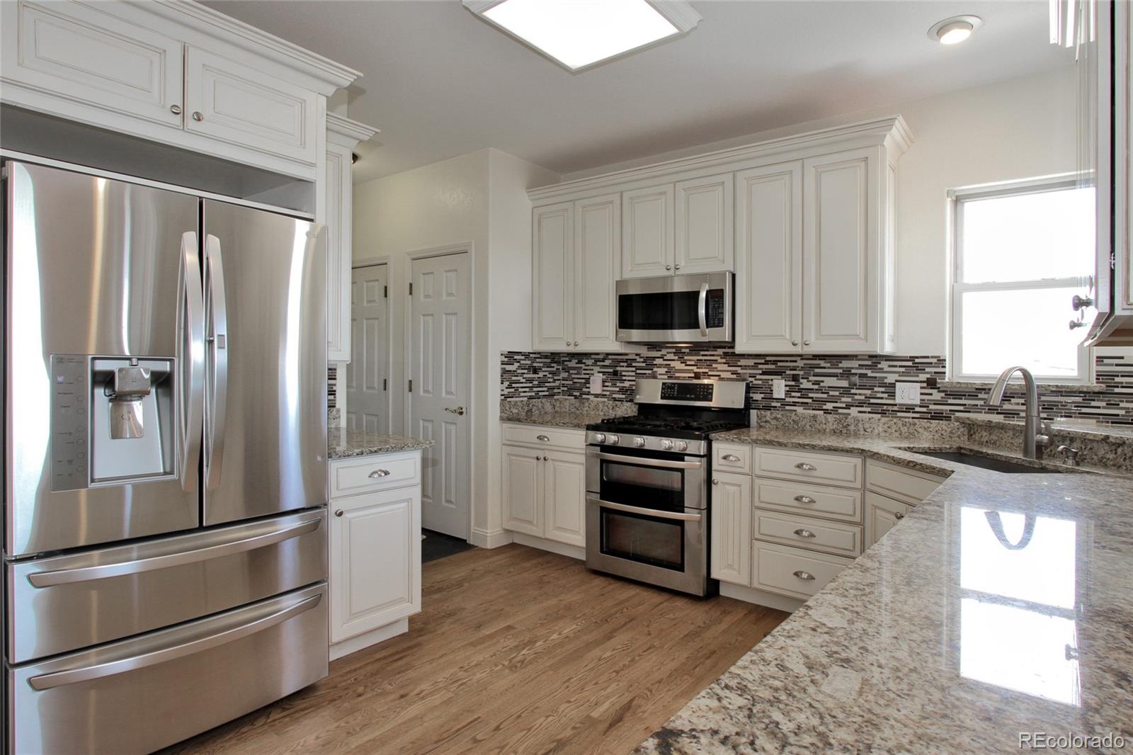 42934 Pearson Ranch Loop Parker, CO 80138 - Photo 9 of 35 Gallery Image 9
