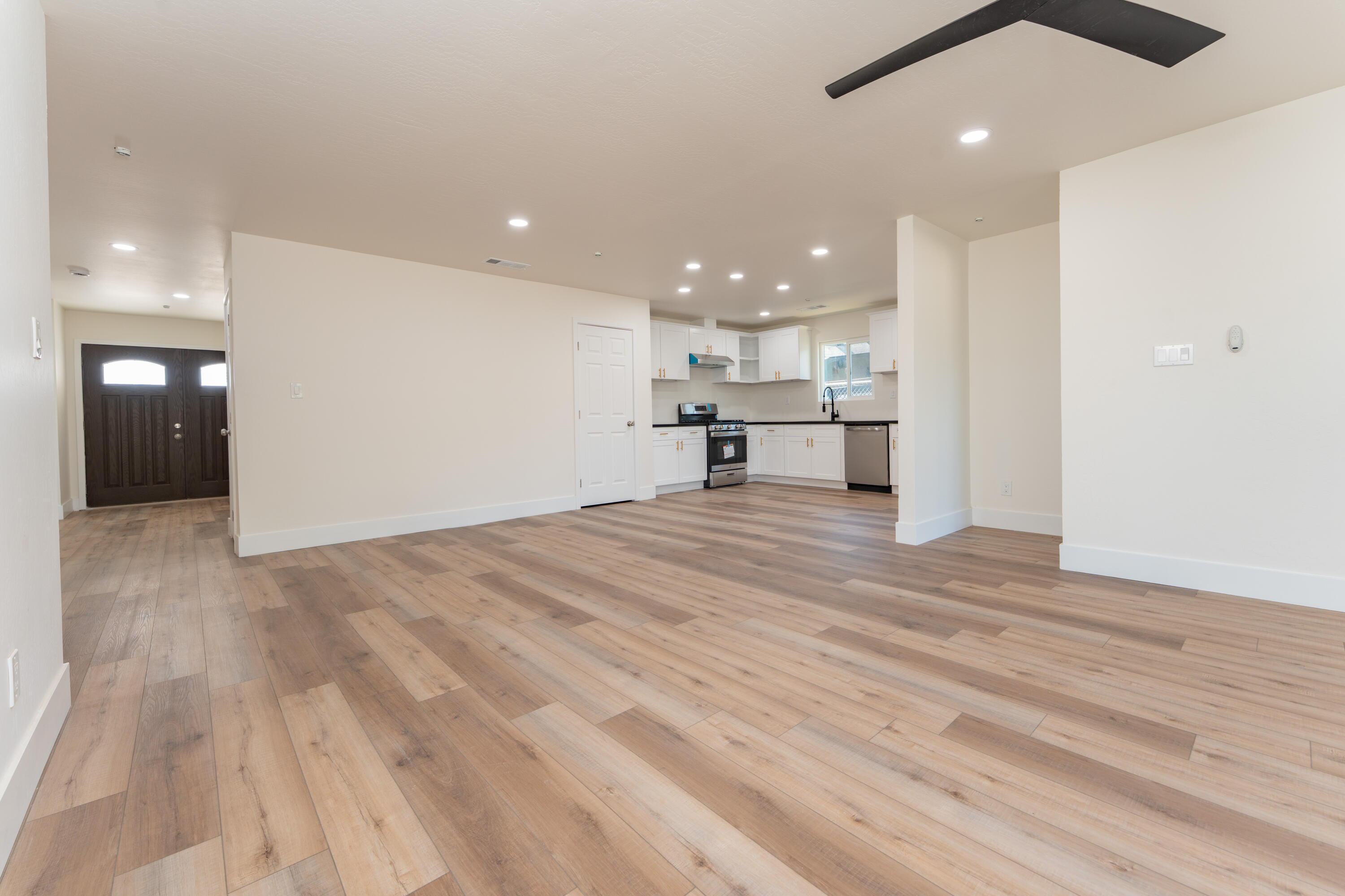 30750 Farr Road Visalia, CA 93291 - Photo 16 of 33 22