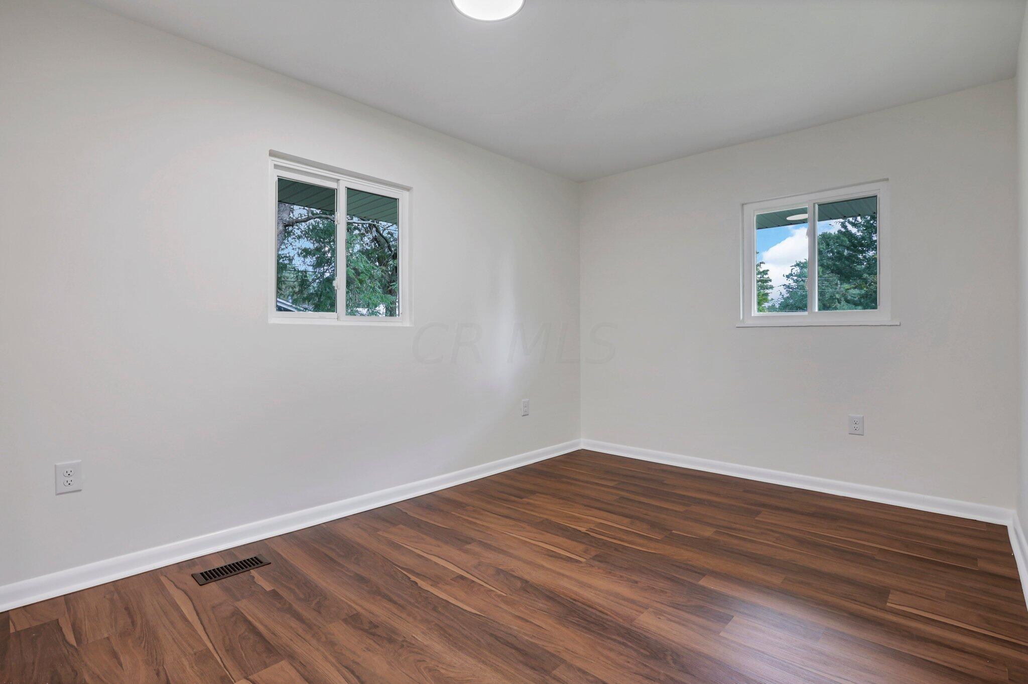 270 Regents Road Columbus, OH 43230 - Photo 23 of 32 21-web-or-mls-0V3A8282