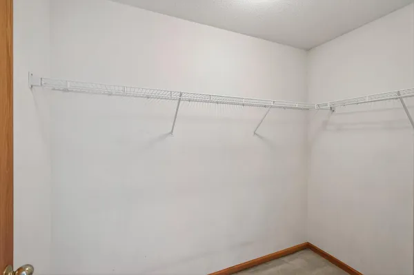 $284,500 | 15719 France Way, Unit 1313, Apple Valley, MN 55124