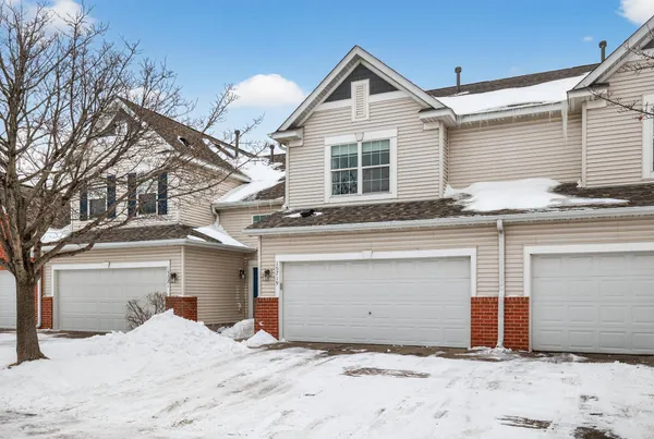 $284,500 | 15719 France Way, Unit 1313, Apple Valley, MN 55124