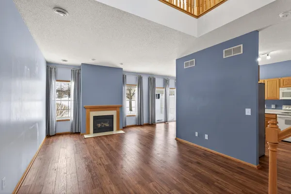 $284,500 | 15719 France Way, Unit 1313, Apple Valley, MN 55124