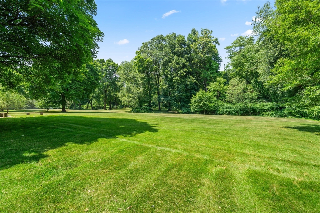 3 Suburban Road Worcester, MA 01602 - Photo 11 of 23