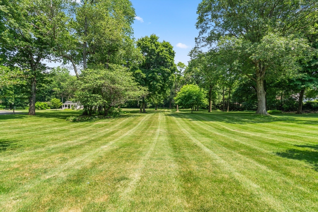 3 Suburban Road Worcester, MA 01602 - Photo 10 of 23