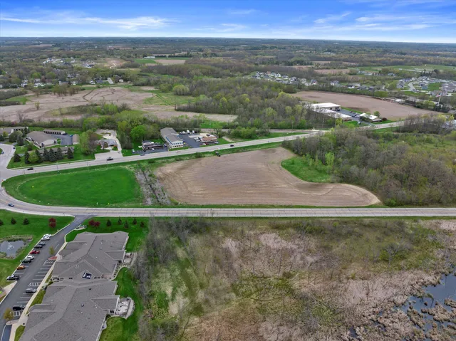 $850,000 | W151N11112 Mequon Road, Germantown, WI 53022