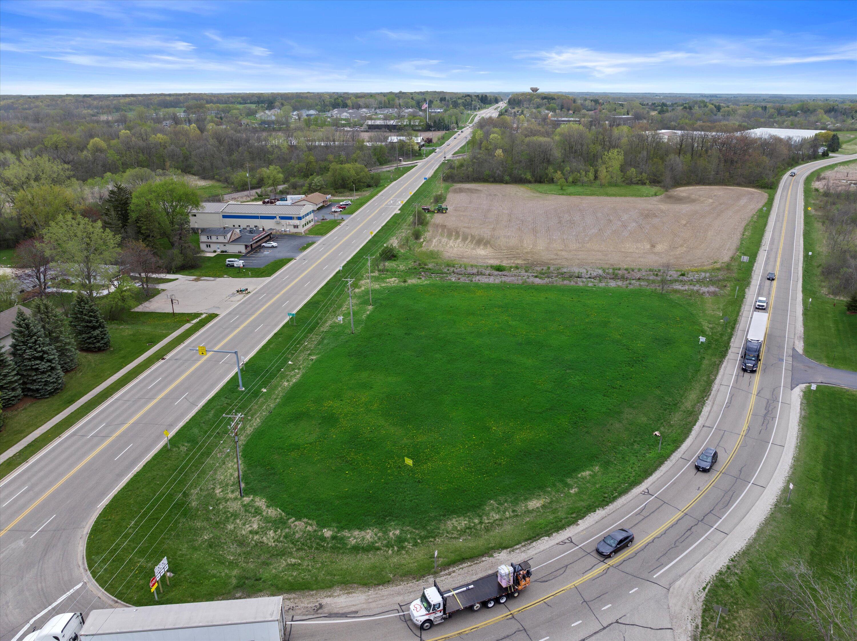 W151N11112 Mequon Road Germantown, WI 53022 - Photo 7 of 10 13-DJI_20240502104205_0100_D