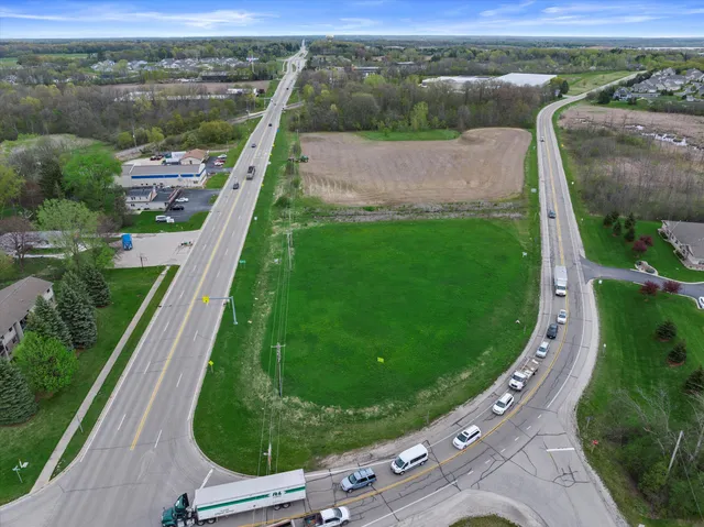 $850,000 | W151N11112 Mequon Road, Germantown, WI 53022