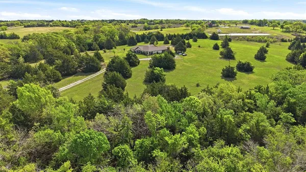 $2,200,000 | 1959 Marlow Road, Bells, TX 75414