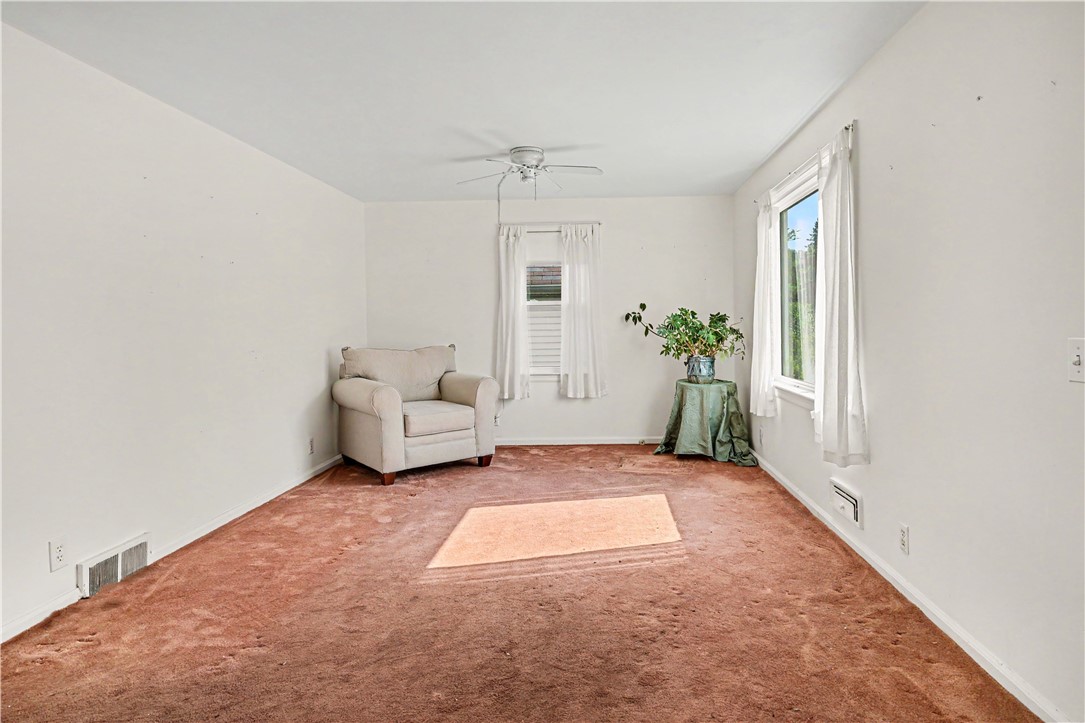 33 Beresford Road Rochester, NY 14610 - Photo 11 of 30