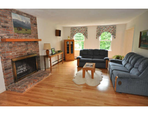 2 Northbriar Road Acton, MA 01720 - Photo 3 of 30 Gallery Image 3