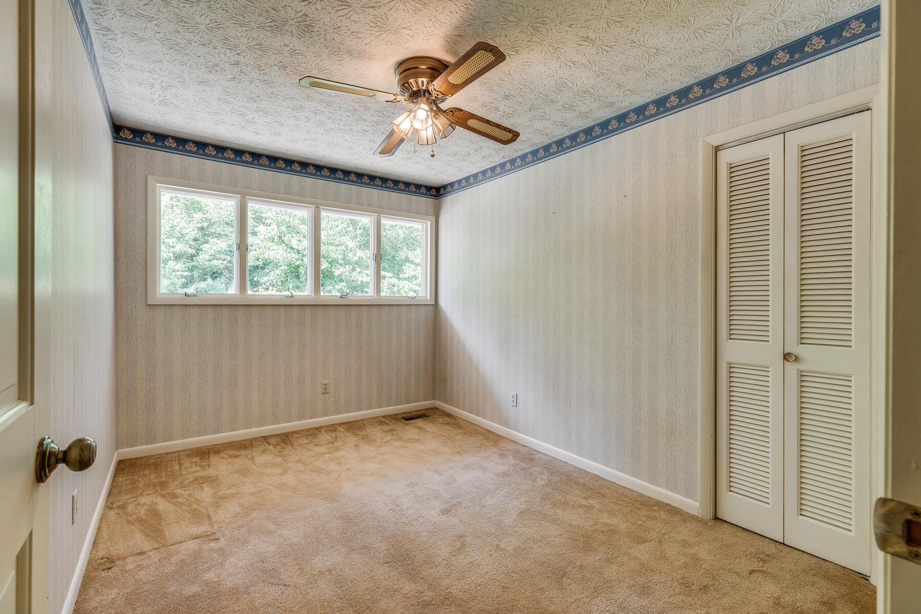 289 Fall Creek Road Blountville, TN 37617 - Photo 23 of 57 026
