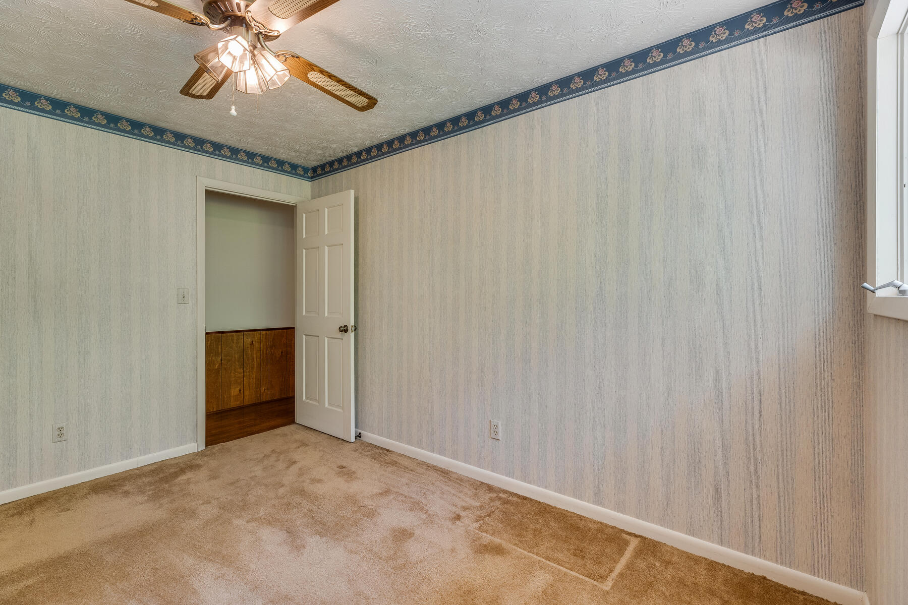 289 Fall Creek Road Blountville, TN 37617 - Photo 25 of 57 028