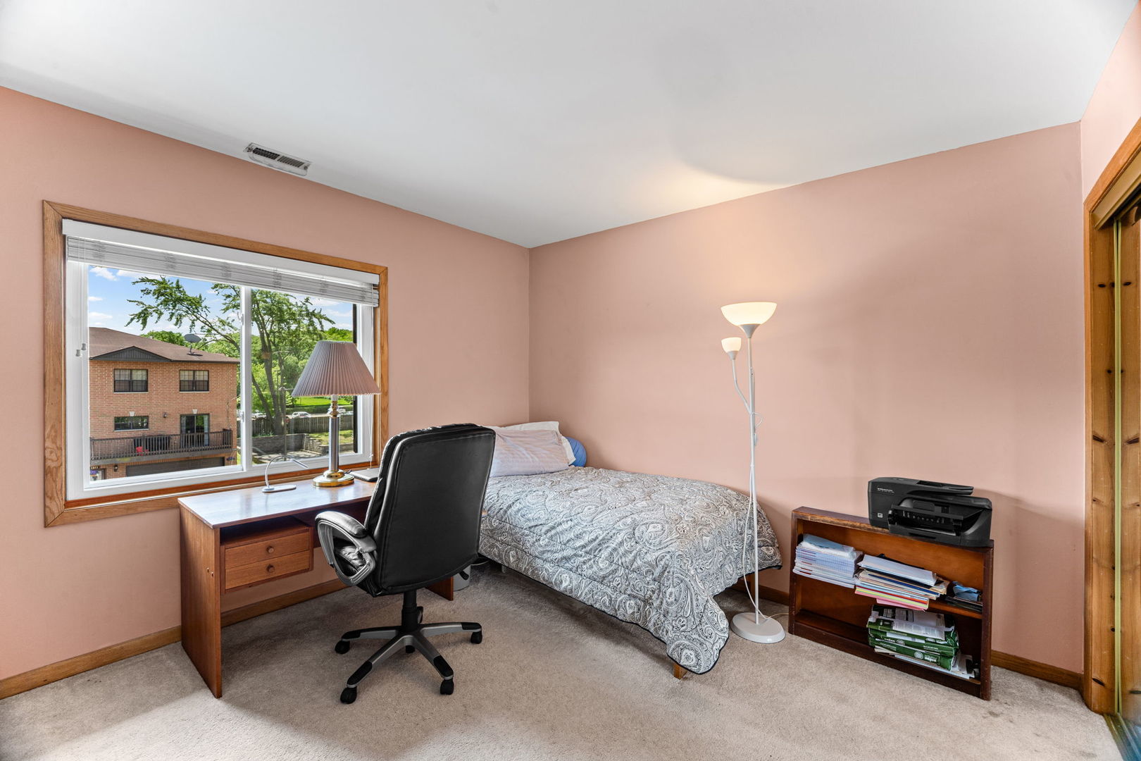 1339 East Central Road Arlington Heights, IL 60005 - Photo 19 of 25