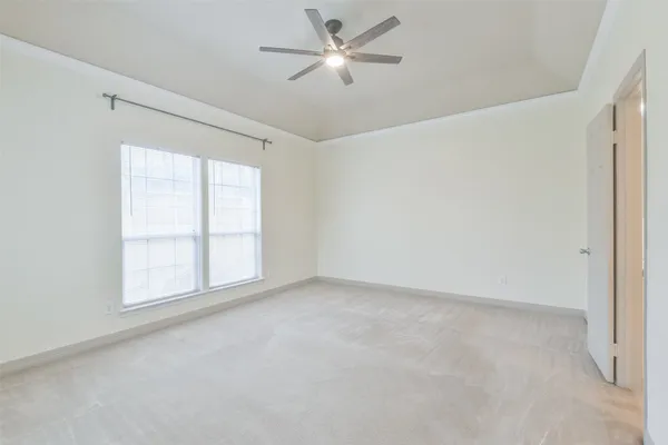 $1,950 | 10909 Redbird, Conroe, TX 77385