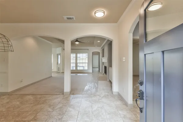 $1,950 | 10909 Redbird, Conroe, TX 77385