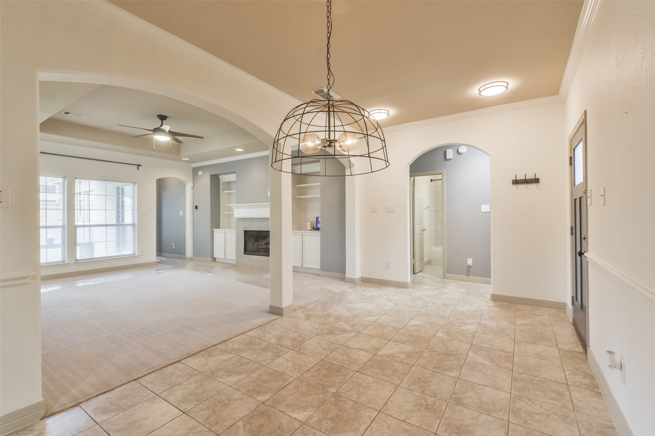 10909 Redbird Conroe, TX 77385 - Photo 4 of 28