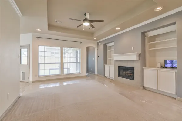 $1,950 | 10909 Redbird, Conroe, TX 77385