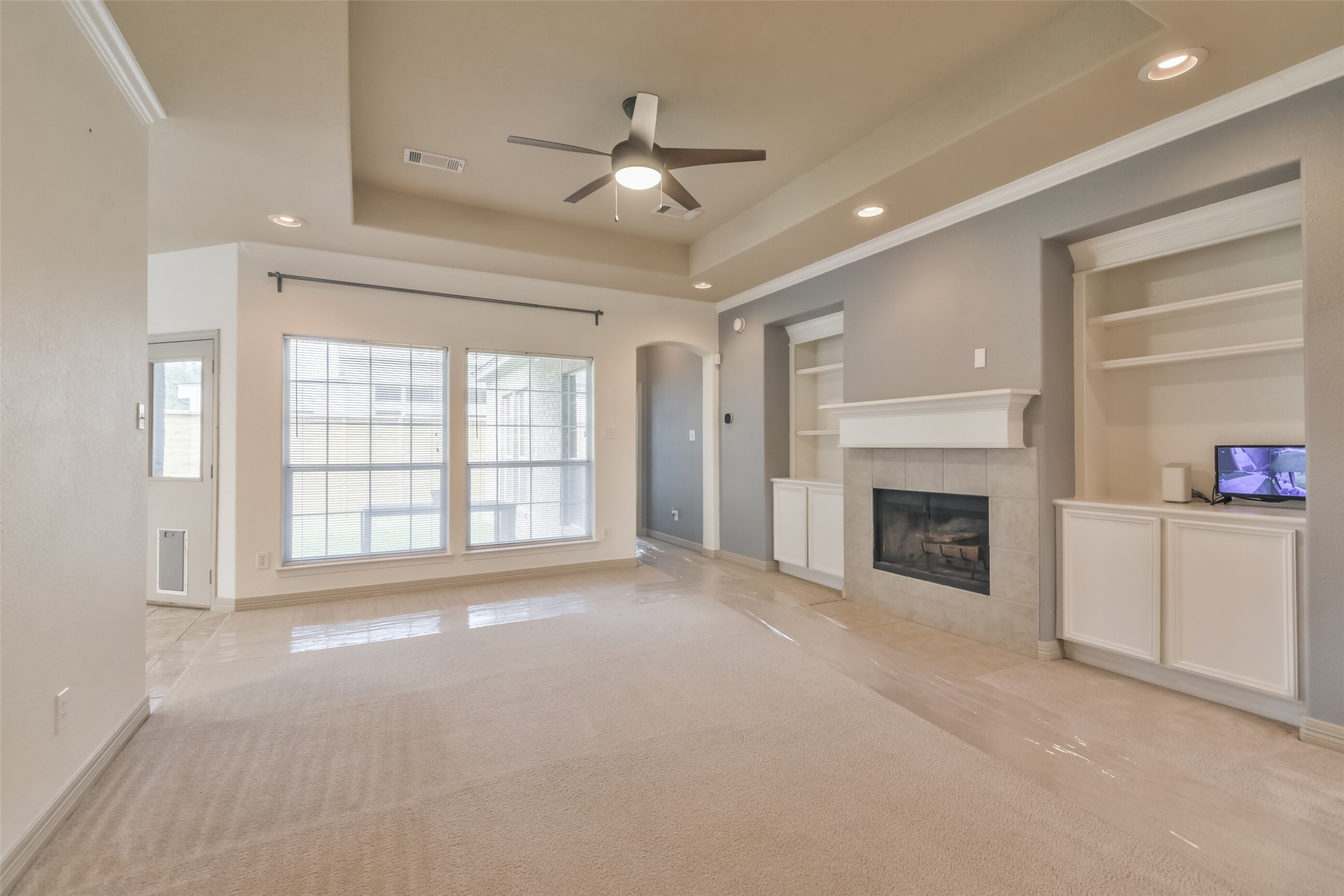 10909 Redbird Conroe, TX 77385 - Photo 5 of 28