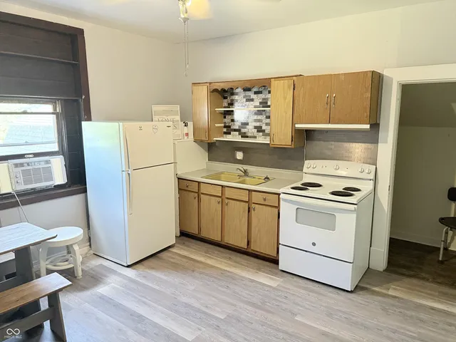 $800 | 109 North Jefferson Street, Brownsburg, IN 46112