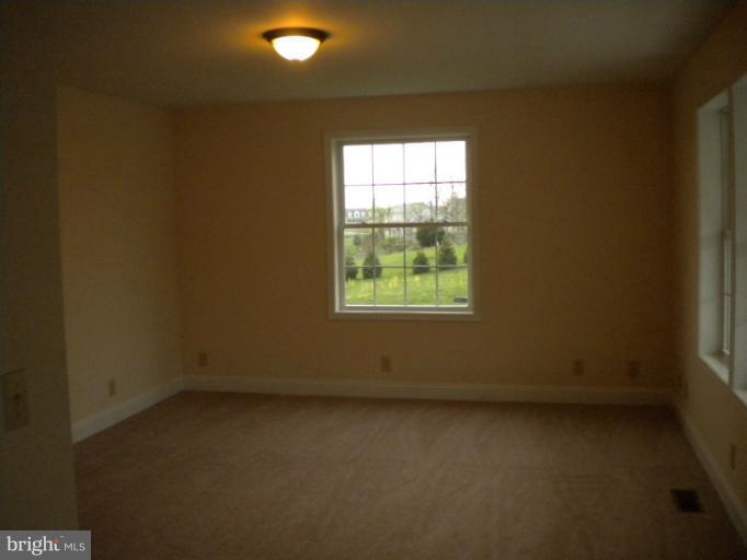 119 Fantasia Road Inwood, WV 25428 - Photo 6 of 30 Living Room