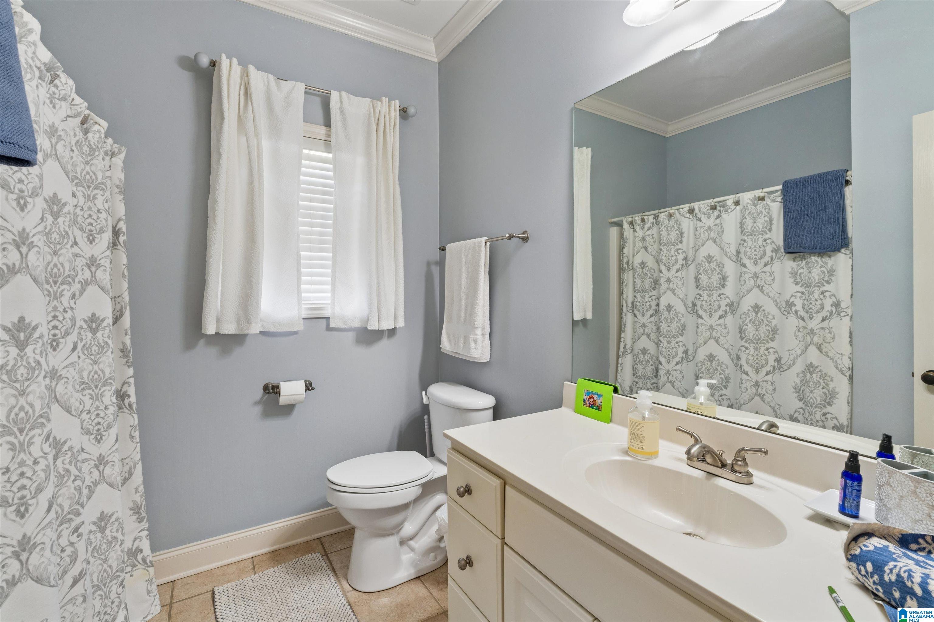 1042 Meadows Lane Moody, AL 35004 - Photo 19 of 44