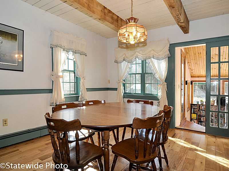400 Carpenter Road Scituate, RI 02831 - Photo 13 of 25 Dining Area.