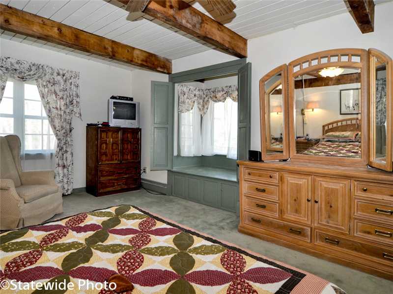 400 Carpenter Road Scituate, RI 02831 - Photo 21 of 25 Master Bedroom.