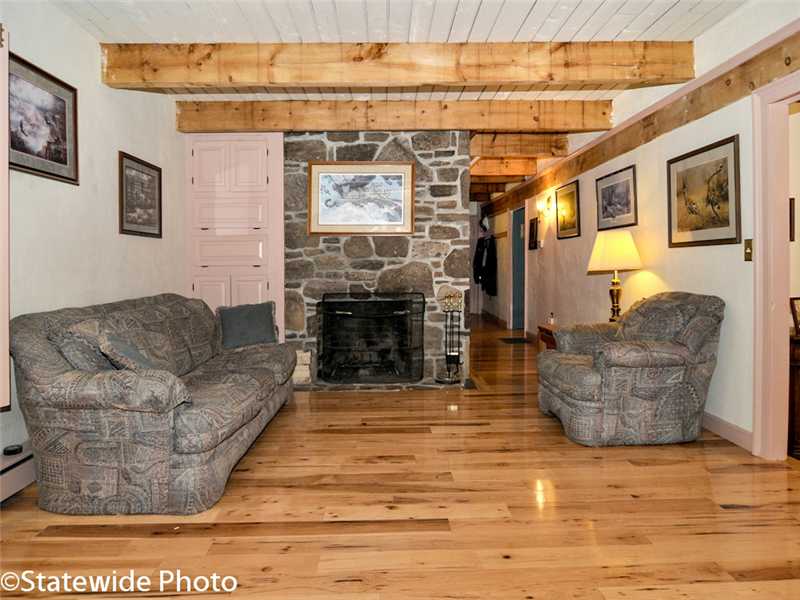 400 Carpenter Road Scituate, RI 02831 - Photo 3 of 25 Living Room.