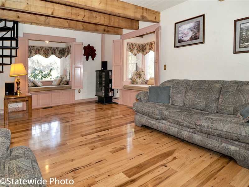 400 Carpenter Road Scituate, RI 02831 - Photo 4 of 25 Living Room.