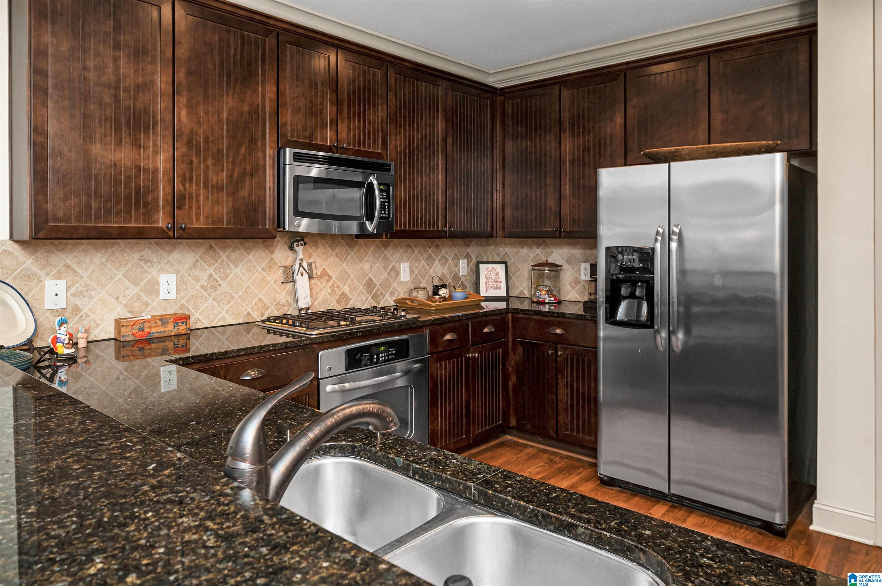 2109 Lancaster Road, Unit 2109 Birmingham, AL 35209 - Photo 17 of 43