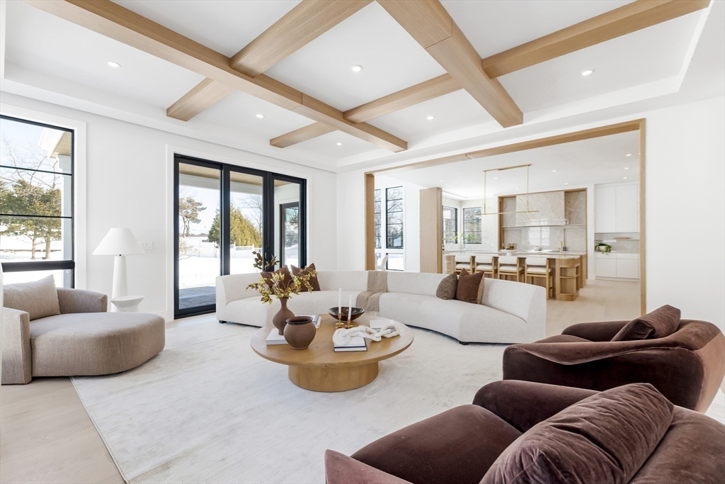 28 Dorothy Road Newton, MA 02459 - Photo 9 of 27