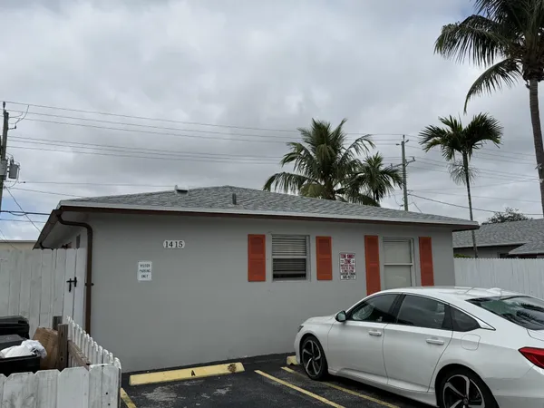 $1,800 | 1415 North J Street, Unit 6, Lake Worth Beach, FL 33460