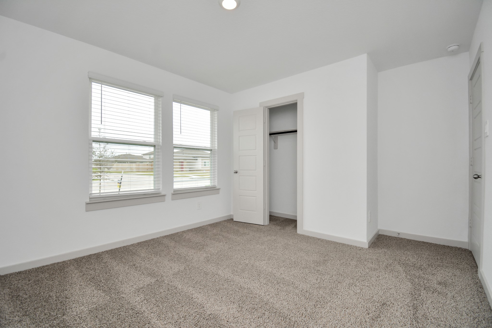 7803 Golden Rubia Lane Rosharon, TX 77583 - Photo 12 of 44