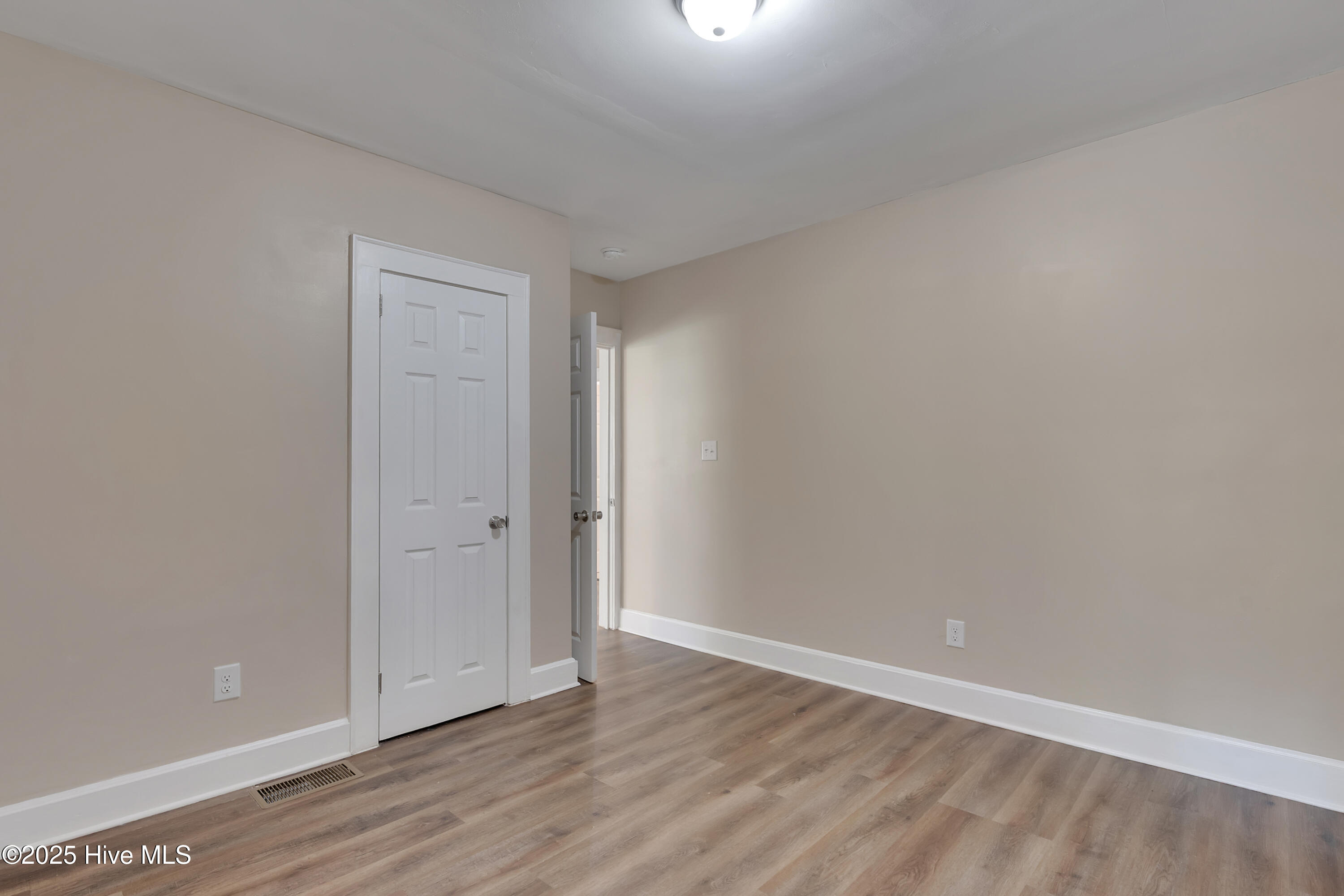 124 Parker Street Rockingham, NC 28379 - Photo 14 of 26 DSC09378