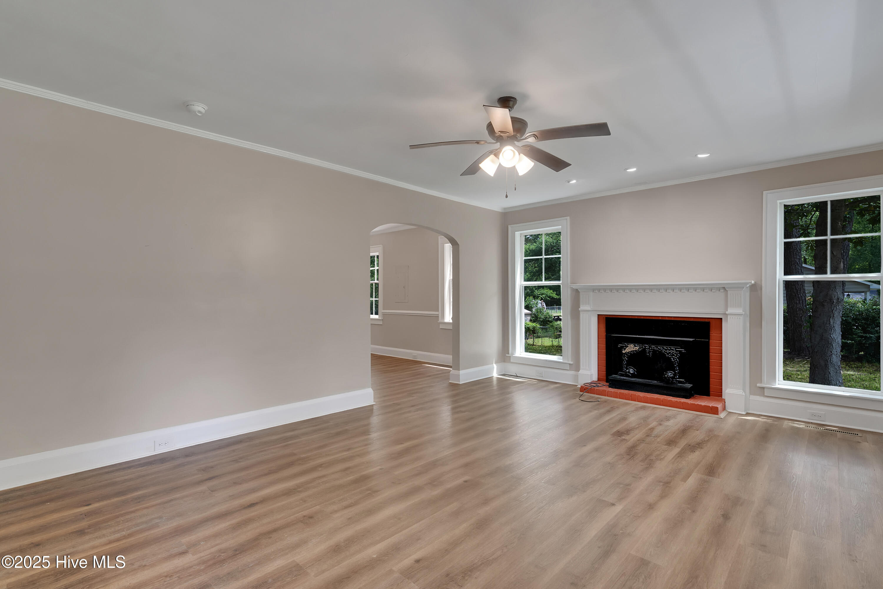 124 Parker Street Rockingham, NC 28379 - Photo 5 of 26 DSC09351