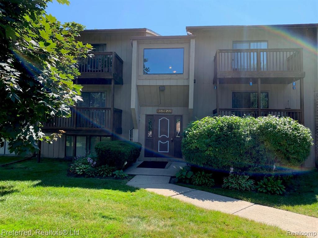 30070 West 12 Mile Road Farmington Hills, MI 48334 - Photo 1 of 11