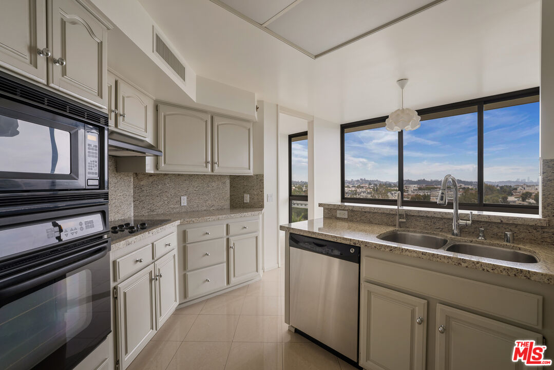 222 Monterey Road, Unit 505 Glendale, CA 91203 - Photo 8 of 24