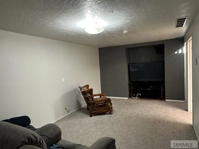 $380,000 | 4983 Pleasant View Drive, Chubbuck, ID 83202