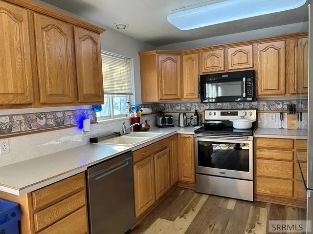 $380,000 | 4983 Pleasant View Drive, Chubbuck, ID 83202