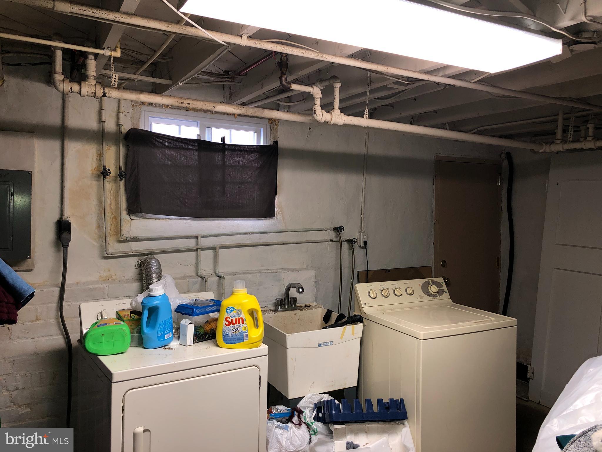 1047 Desoto Road Baltimore, MD 21223 - Photo 36 of 44 Basement Laundry